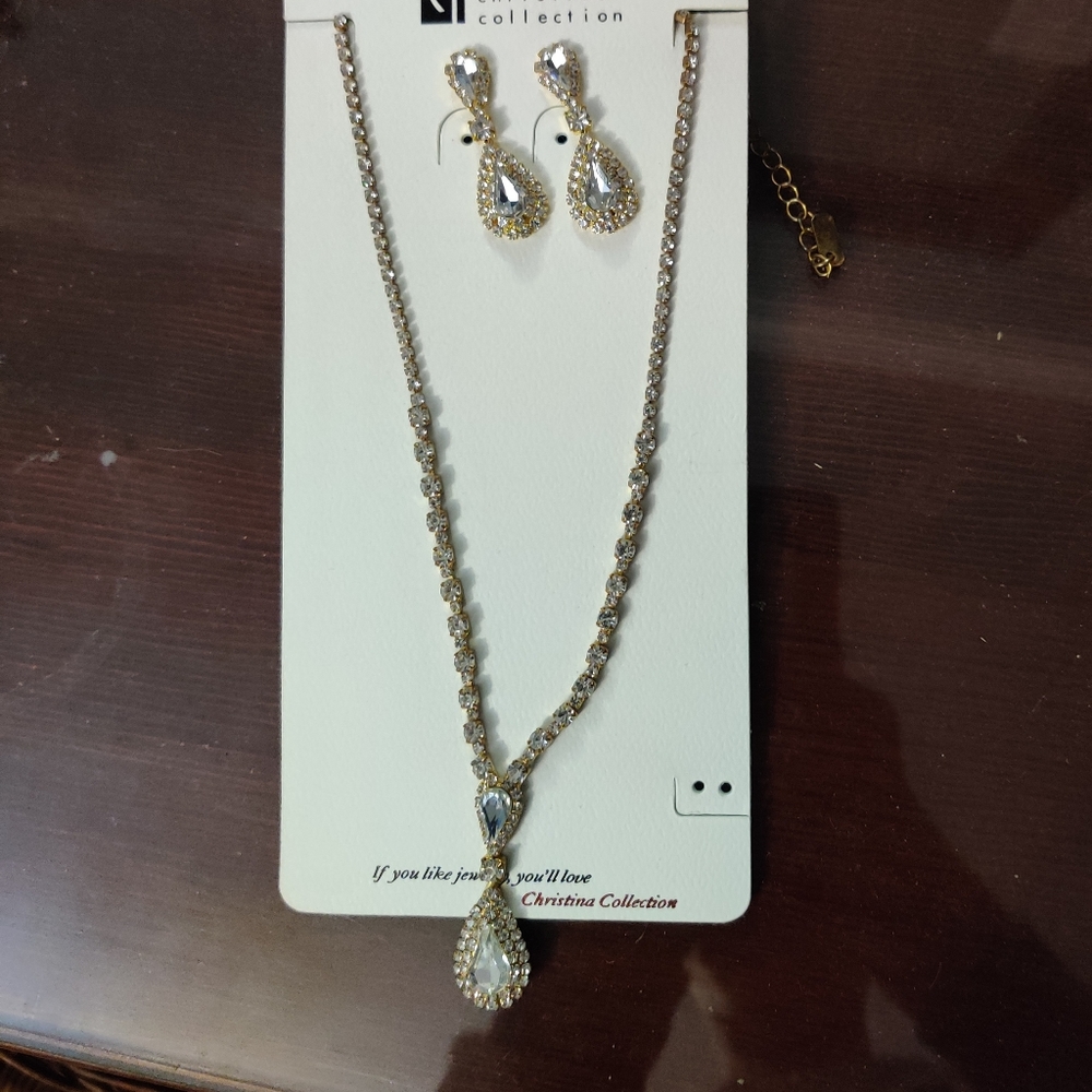 Wedding Necklace, Earrings, Hair Comb